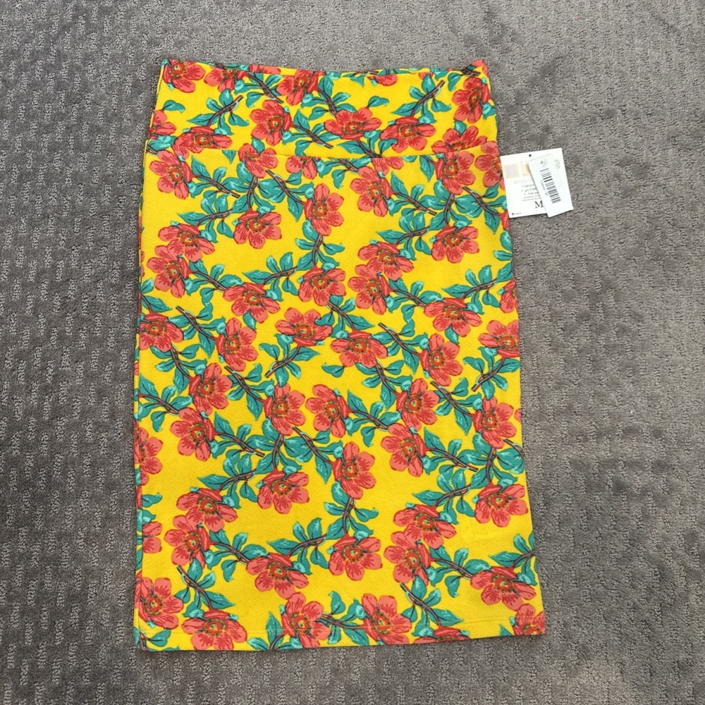 LulaRoe Women's Cassie Floral Print Skirt Multicolor Size M New